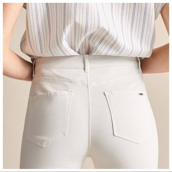 NWT. Massimo Dutti Ecru Satin Trousers. Size 6, 8. - Picture 6 of 10